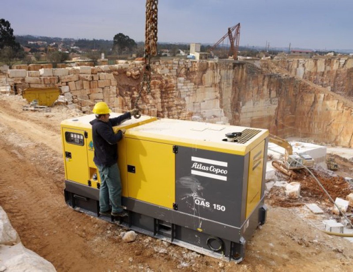 QAS 5 mobilni dizel generator – generator za peticu